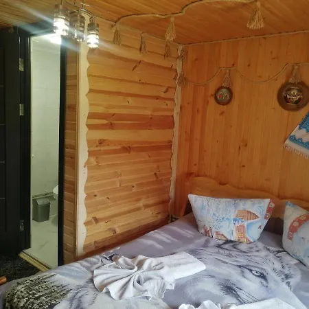Деревянный коттедж 'bee' *